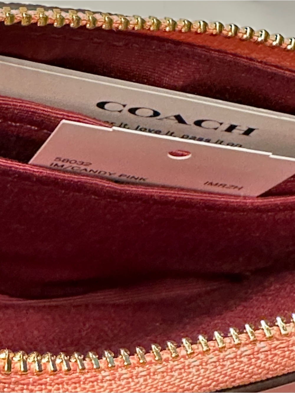 Coach Coral Pink Pebbled Leather Wristlet Clutch NWT + Dust Bag - Picture 9 of 9